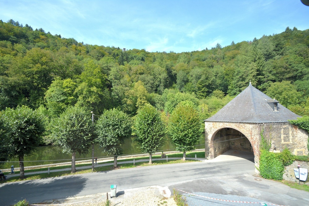 Holiday Home in Bouillon Near River Semois
