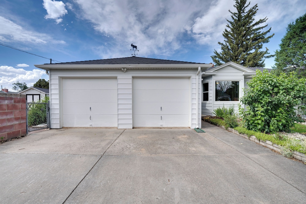Walk to Frontier Days: Cheyenne Home w/ Patio!