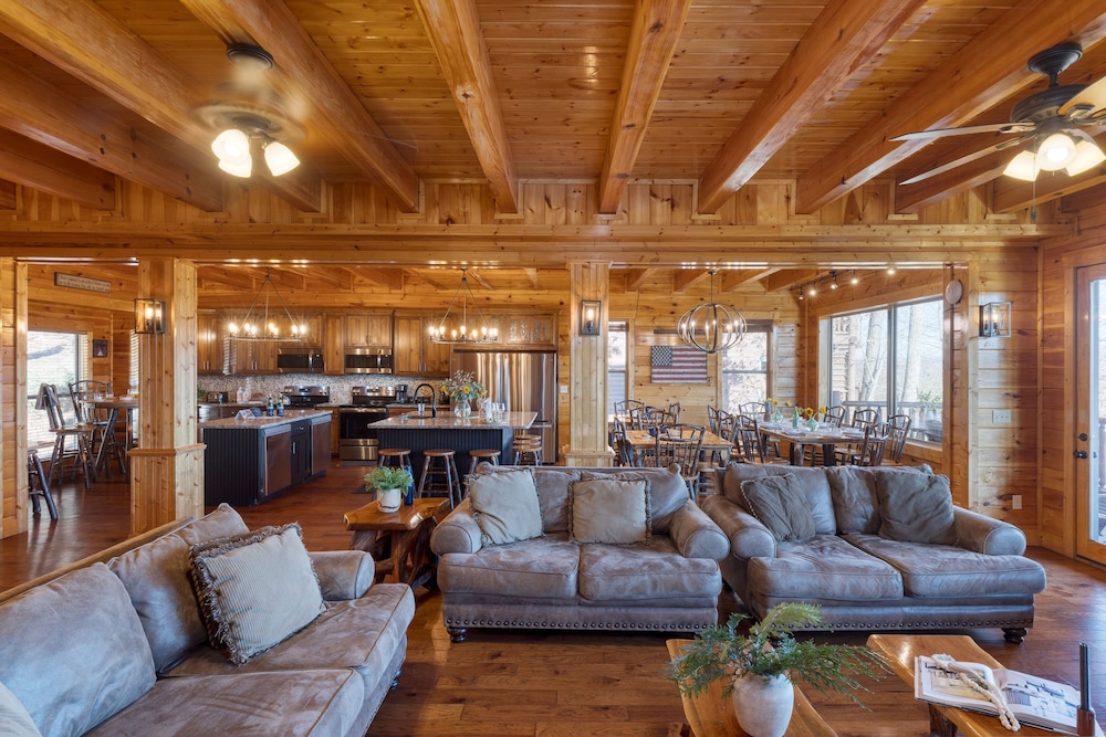 A View for All Seasons Luxe Smoky Mountain Cabin With Hot Tubs Game Room