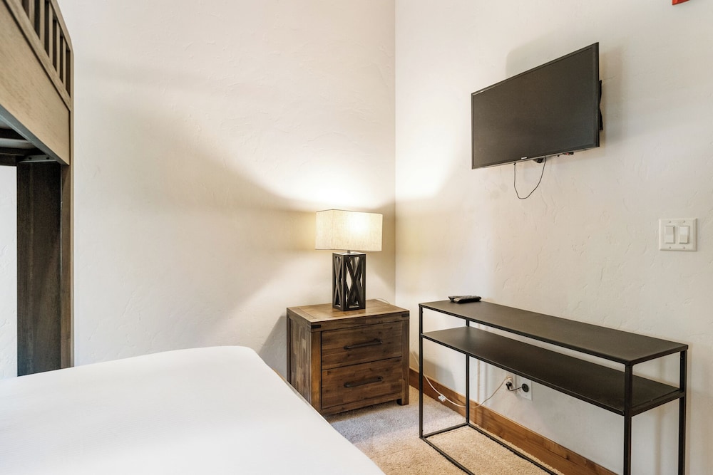 West Main Unit 102c