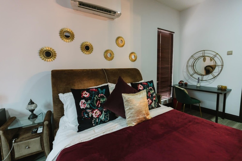 Lux 6BR Home Private Rooftop Garden Kemensah KL