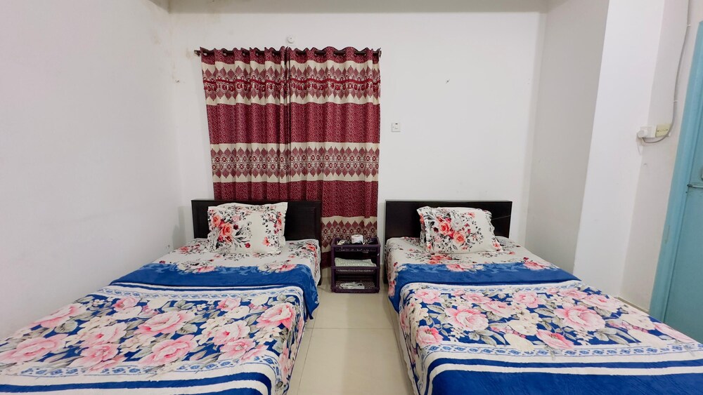 Mohammadia Restaurant & Guest House