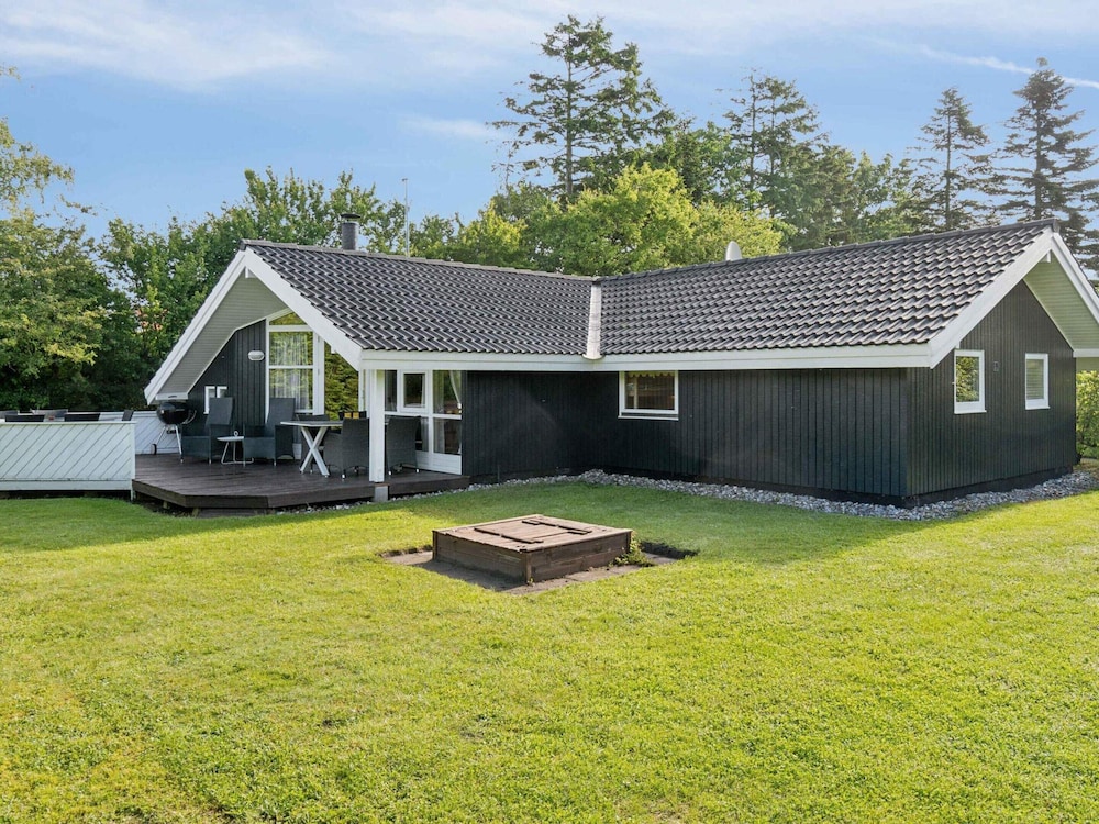 5 Star Holiday Home in Slagelse