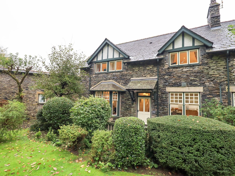 Pudding Cottage