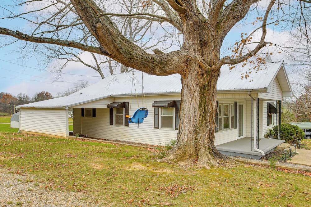 4 Mi to Kentucky Downs: Countryside House