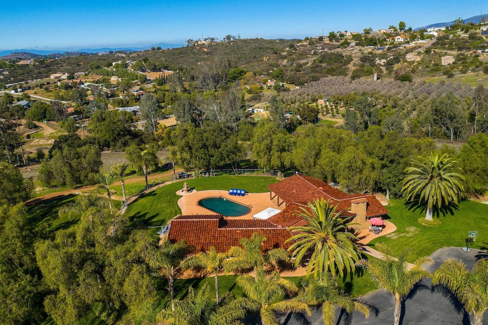 Equestrian Estate w/ Horse Stables & Pool!