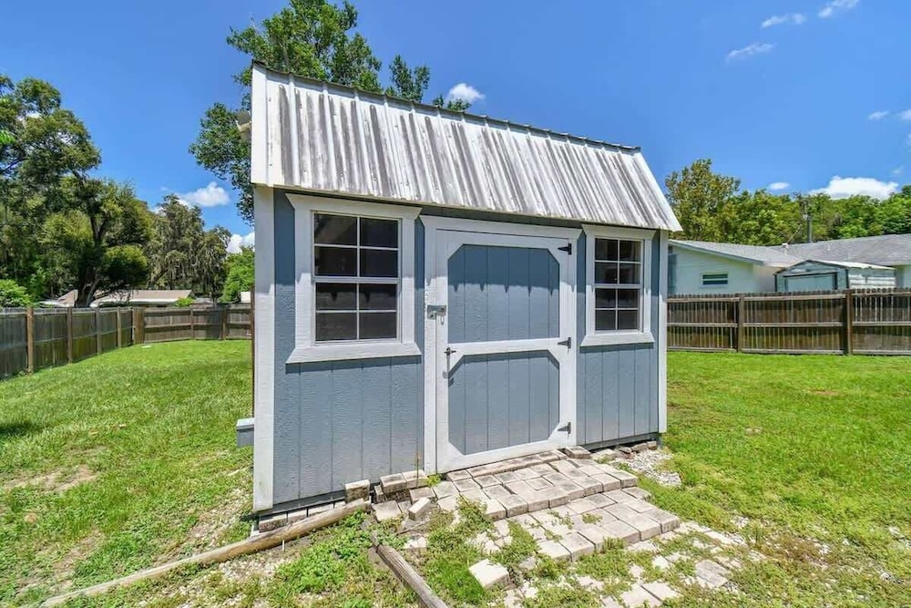 Comfortable Home in Dade City!