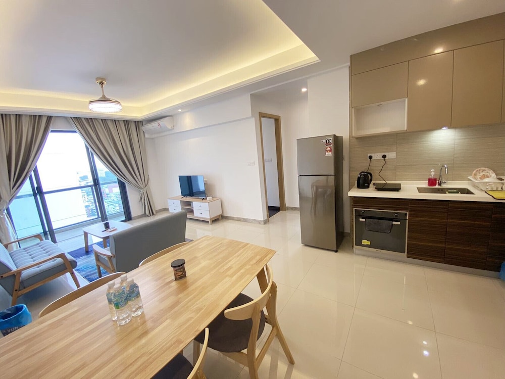 R&F TrexHomestay
