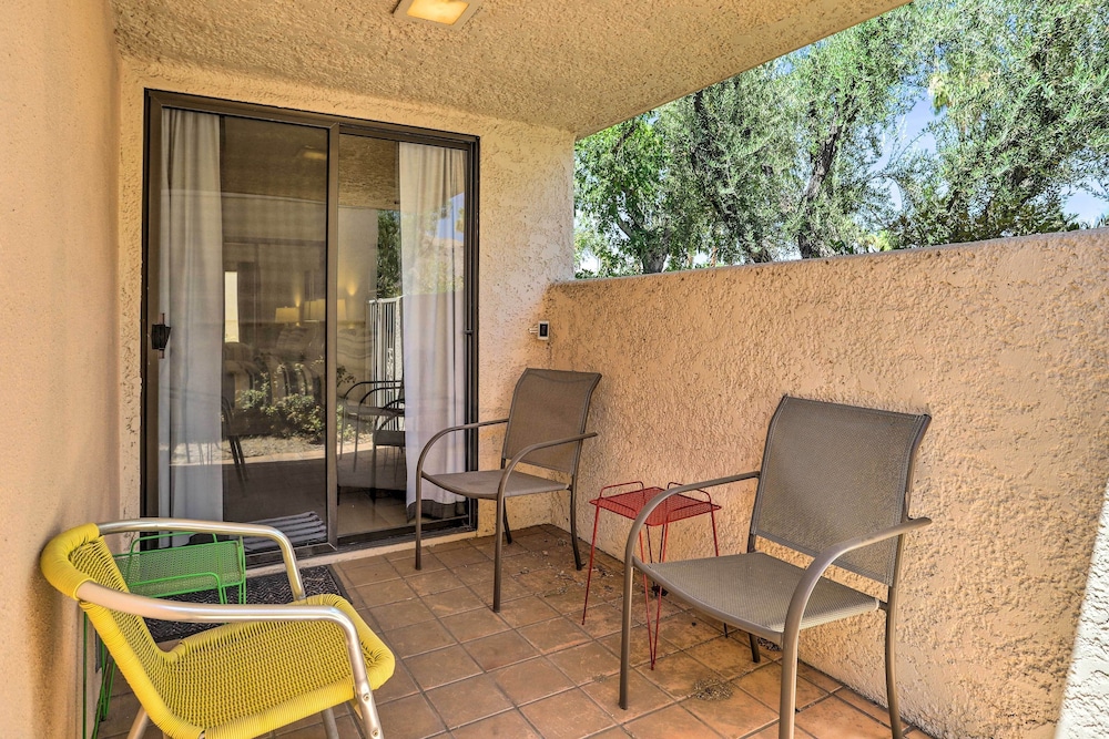 Palm Springs Hideaway w/ Resort Amenities! view 4