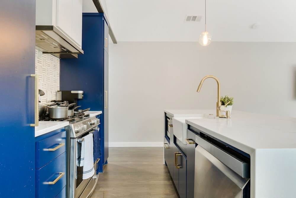 Luxury Townhome Pet Friendly
