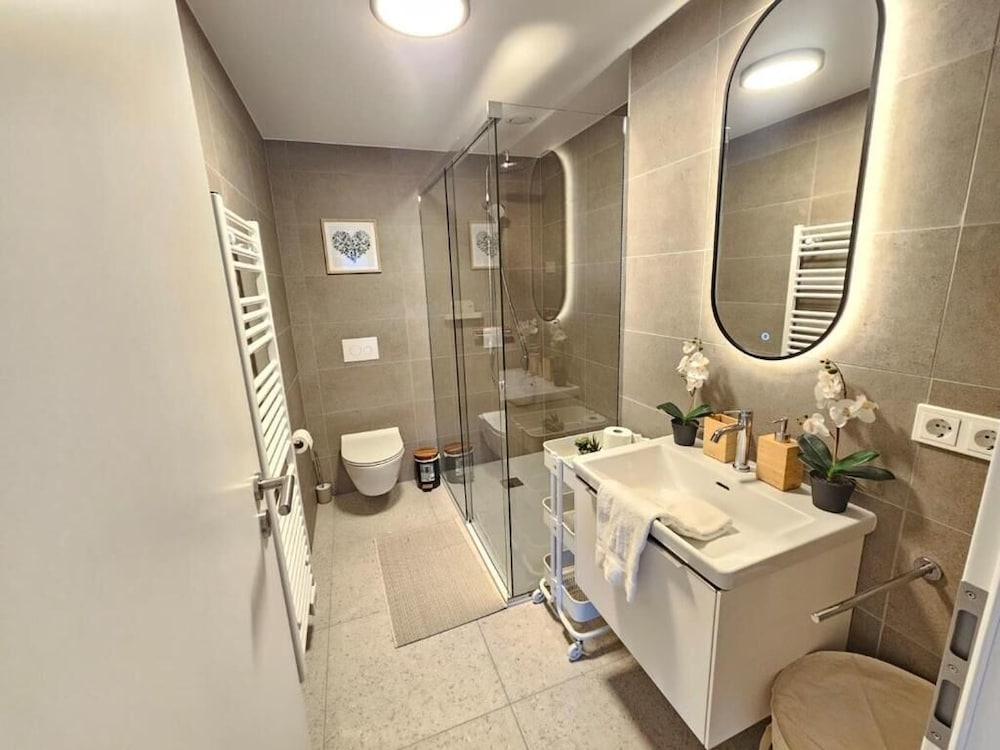 New 2BR Flat in Limpertsberg City center