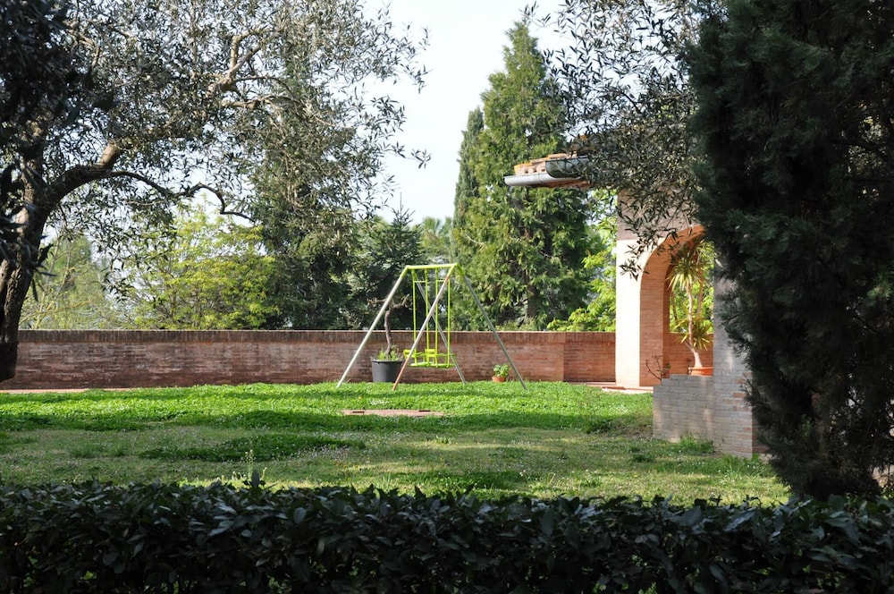 Photo 38