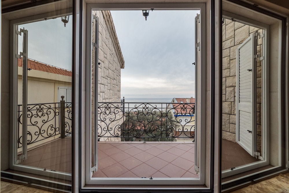 Apartments Vuksic