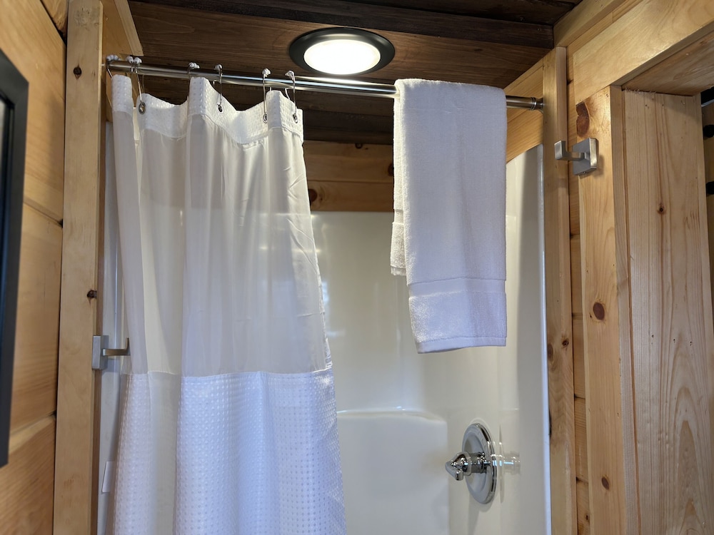 Sojourn Lodging