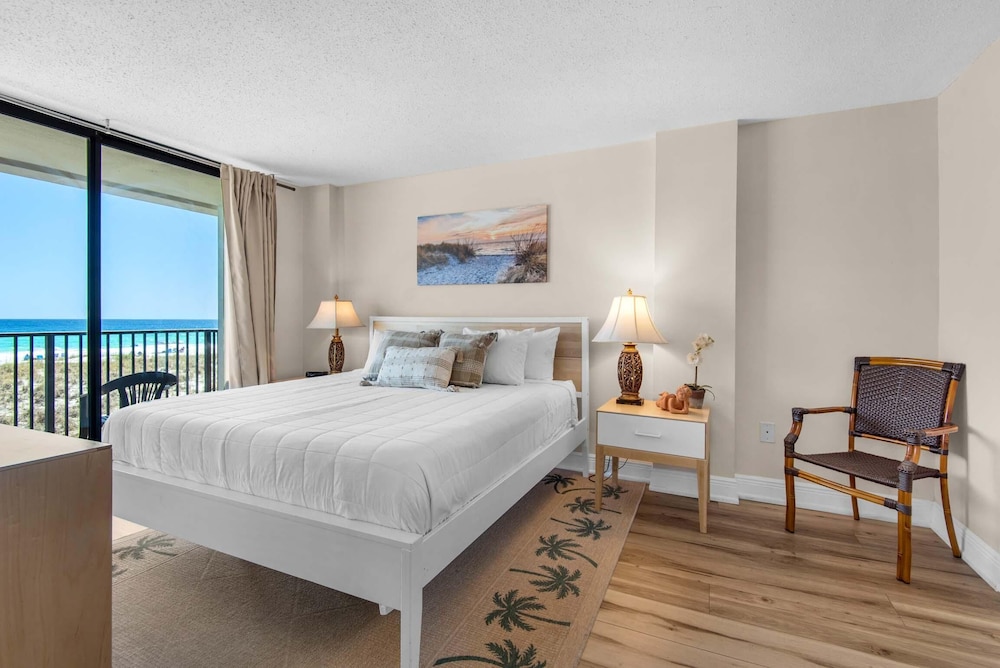 Emerald Surf 106