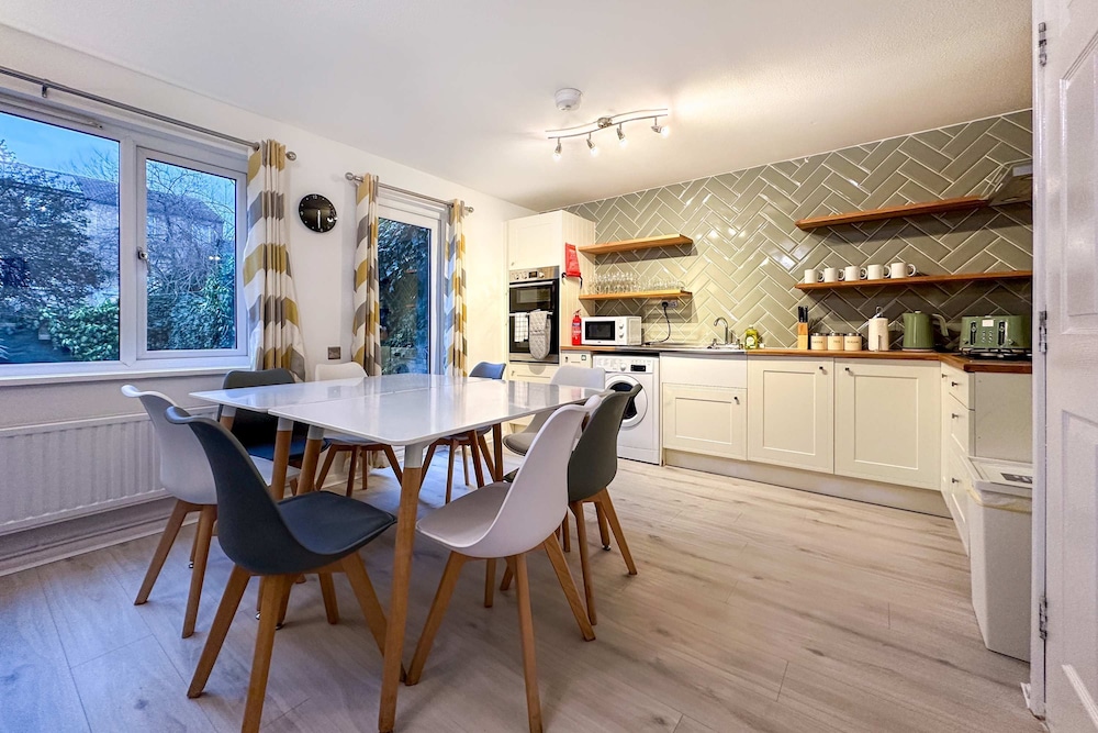 Deals 6BR House Contractor Group Stay Clayton