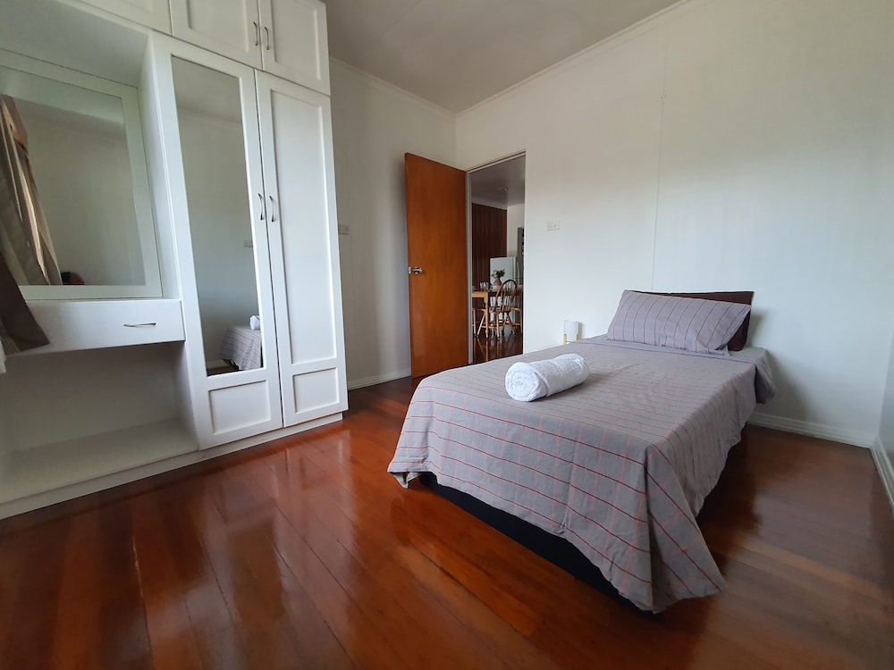 Axis Apartments
