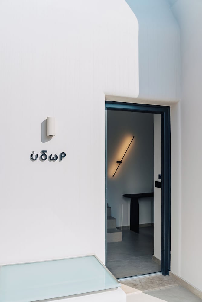 Erthā Suites with private pools