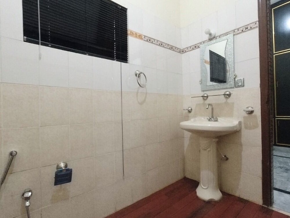 Room-charming B&B in Rawalpindi