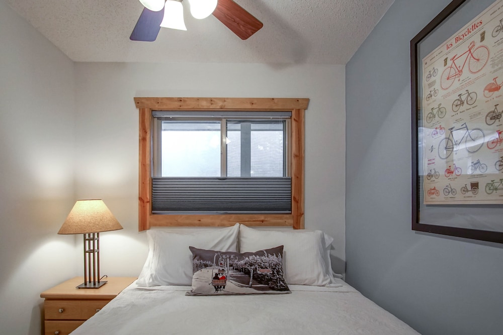 Summit 307d 3Br Condo Close to the Village