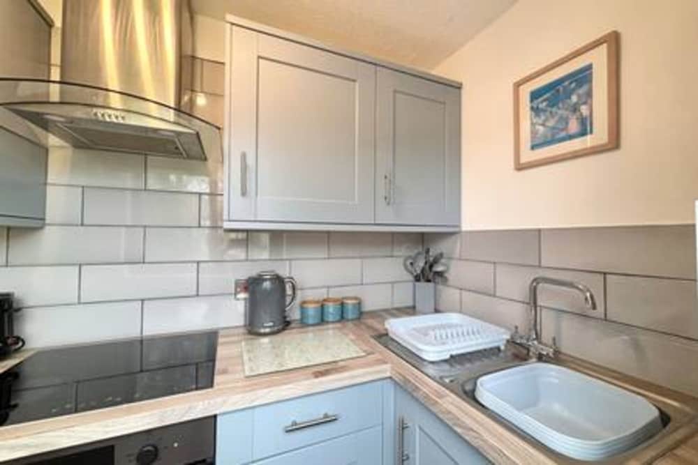 Kenegie- HMH Kenegie View Bright Cheerful 2 bed