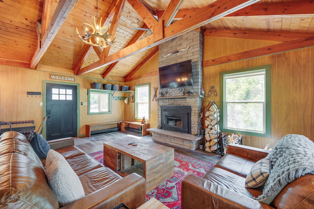 Lake Access, Mtn Views: 'cooks Cabin' in Kamas!