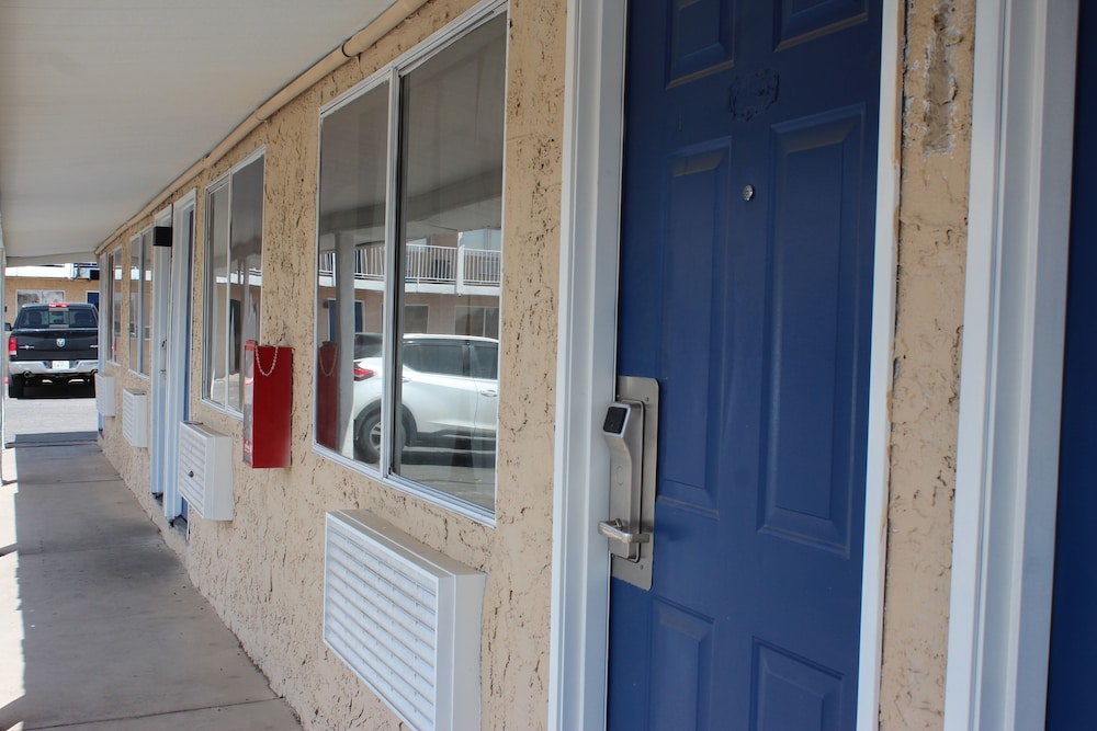 Blythe Vacations - Travelodge by Wyndham Blythe - Property Image 12