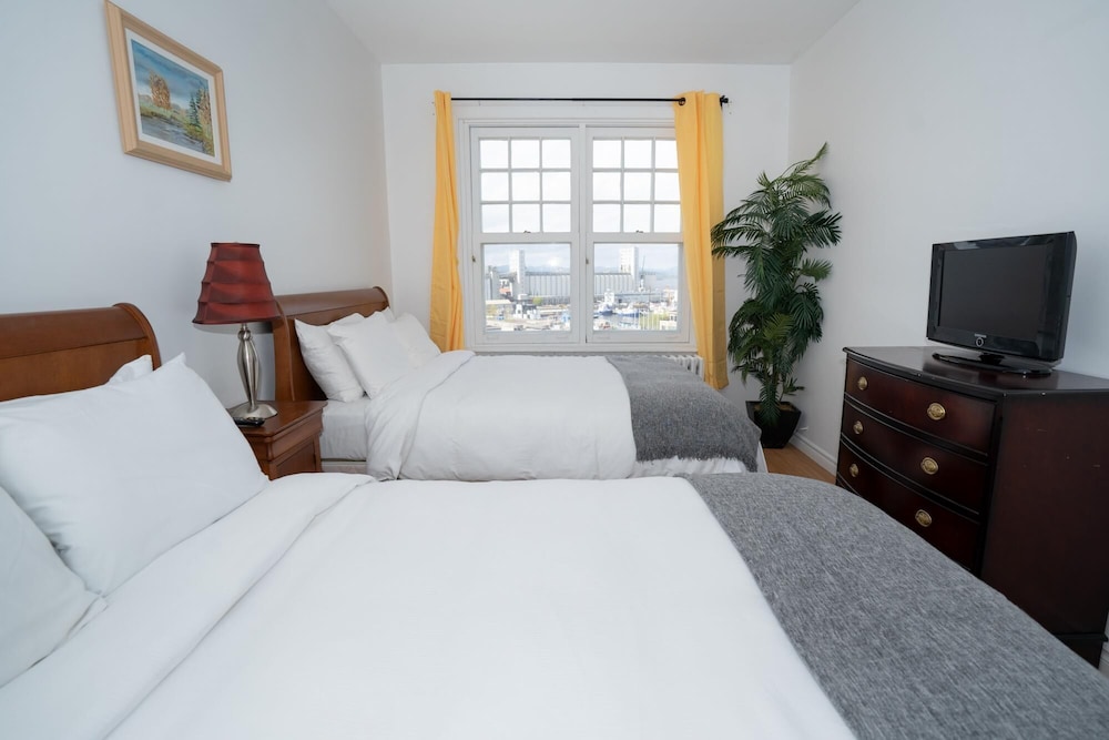 Double Room River View-1