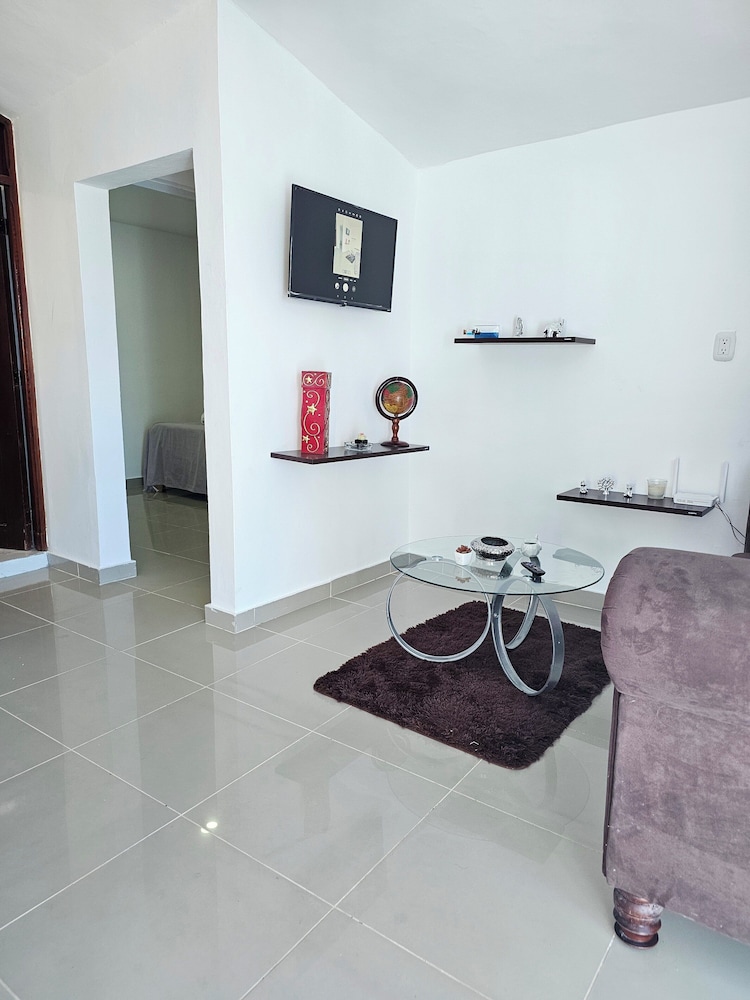 hermoso apartamento a 2 minutos de todo view 3
