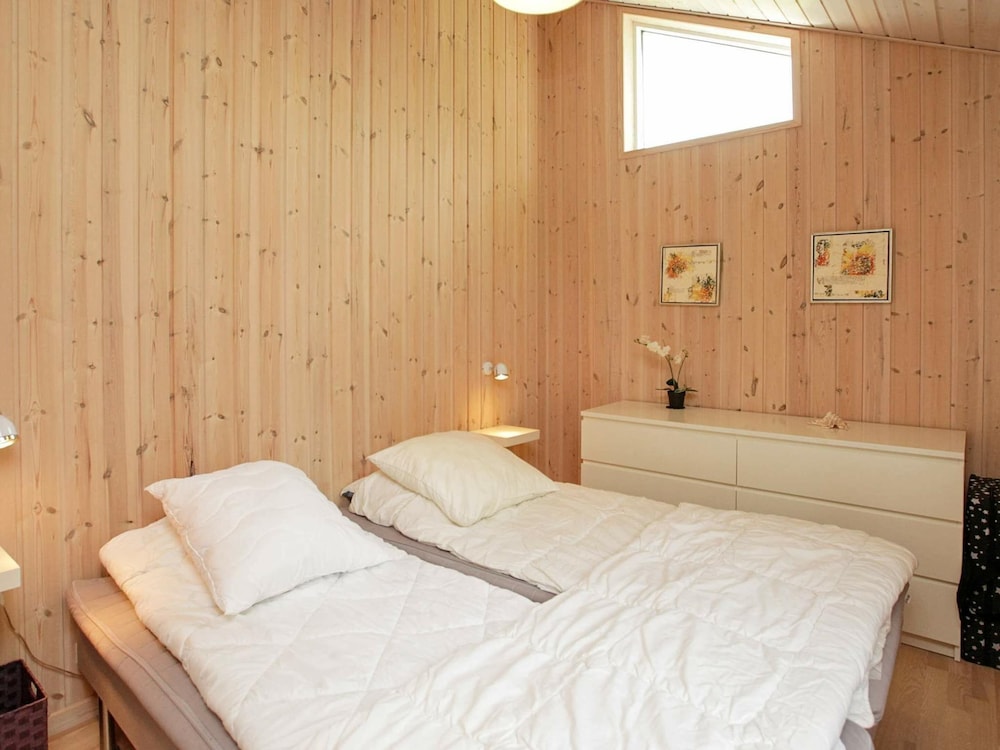 6 Person Holiday Home in Jerup