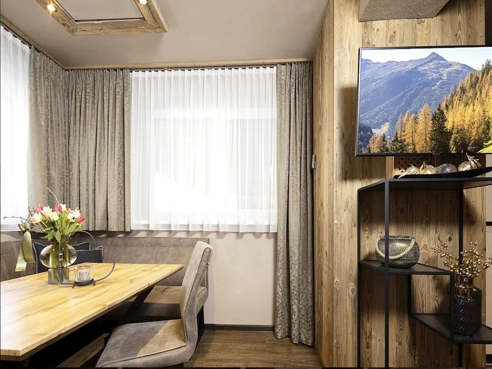 Holiday Home for 3 People in Brixlegg