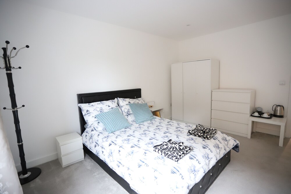Luxury London Apartment With 5 Bedrooms