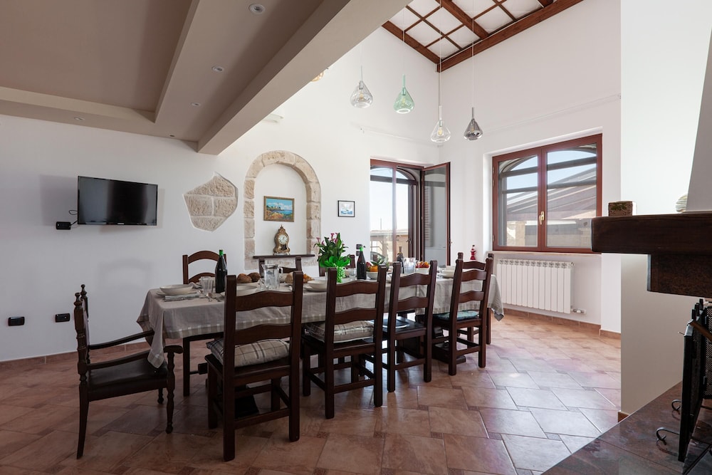 Tenuta San Cassiano with garden and pool view 4