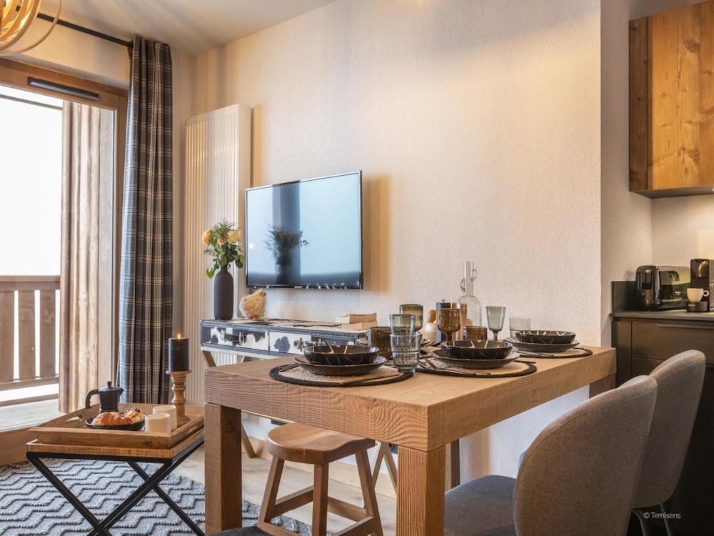 Apartment With ski Access in Northern Alps