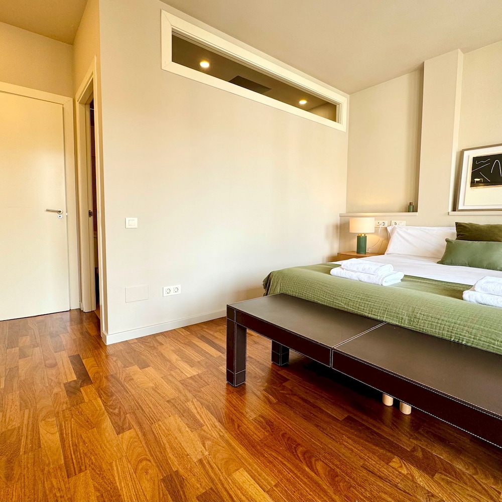 Barcelona Gem Penthouse By Myrentalhost