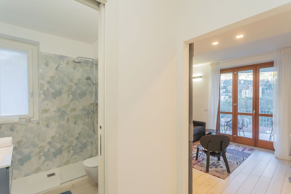 We Lake Como by Rent all Como