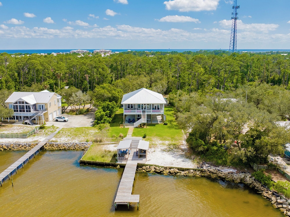 Bay Dream Believer by Southern Vacation Rentals