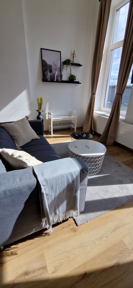 Charleroi Cozy Home