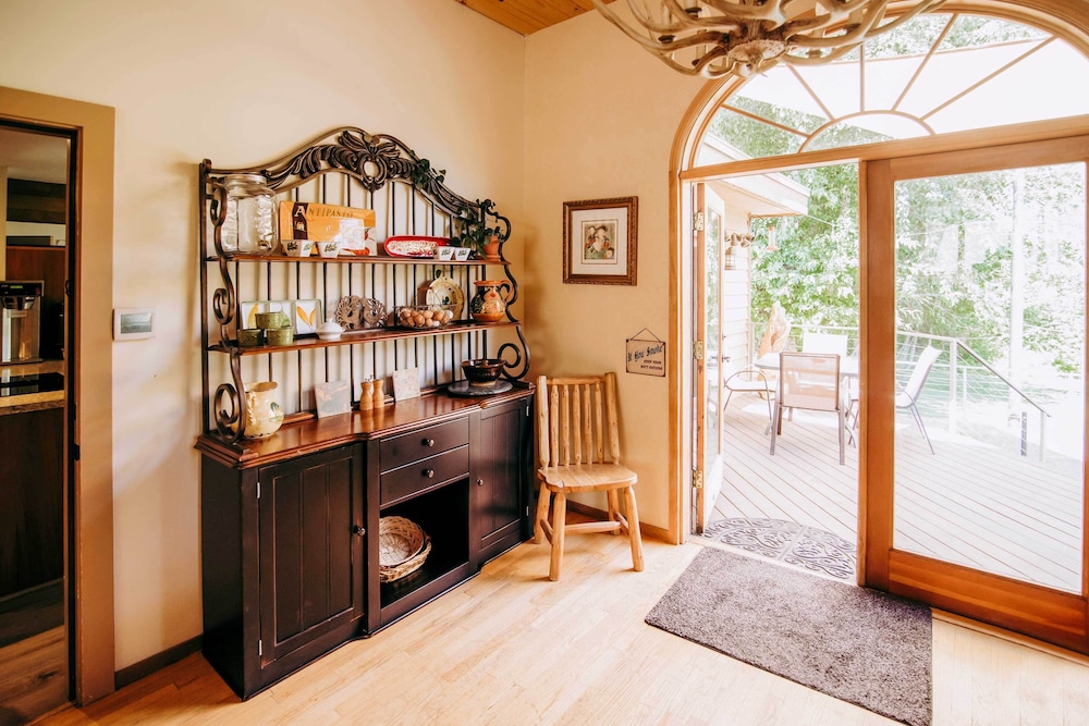 'big House Lodge' - Cle Elum Retreat on 8 Acres! - Property Image 14