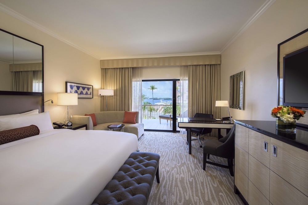 Hamilton Princess  Beach Club - a Fairmont Managed Hotel - Property Image 2