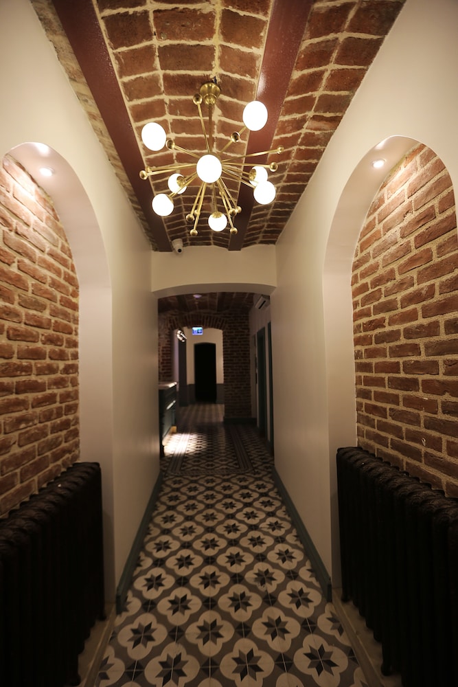 Royal Tophane - Image 39