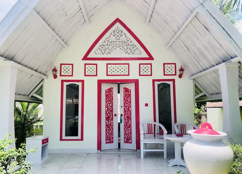 Pelangi Cottages and Restaurant