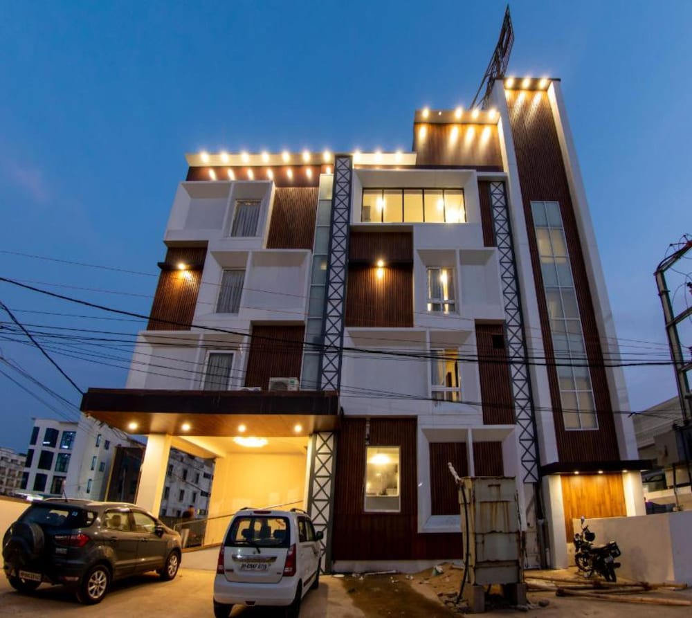 Goroomgo Durene Beach Resort Puri view 3