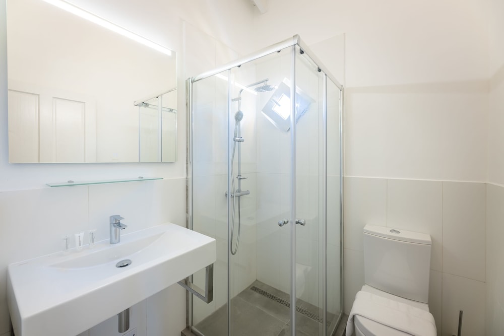 Spanish Water Marina Triple Penthouse