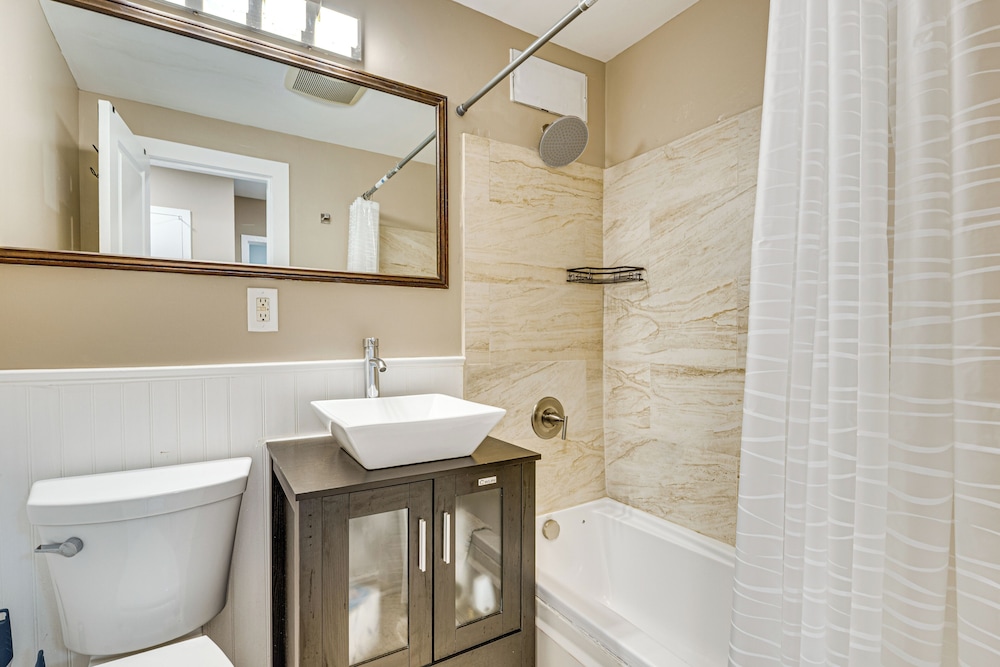 Walkable Condo < 1 Mi to Centennial Olympic Park!