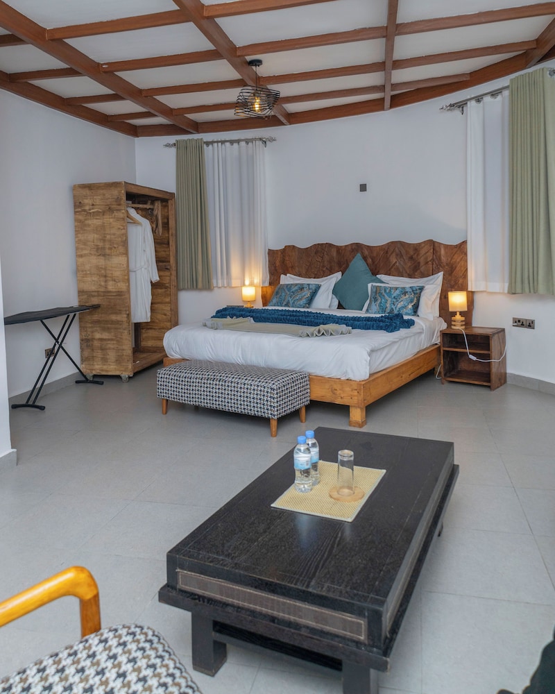 Footprints kinigi lodge