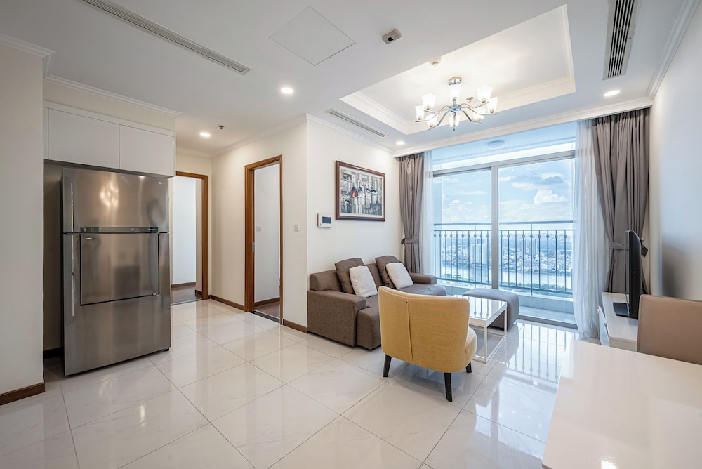 PD Pristine Apartment Landmark Plus