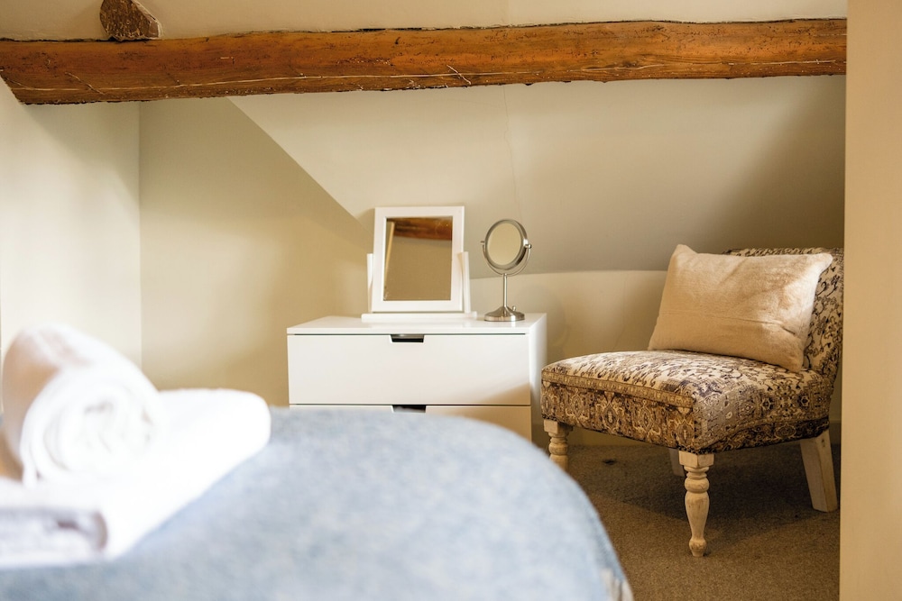 Beautiful Cottage in the Cotswolds