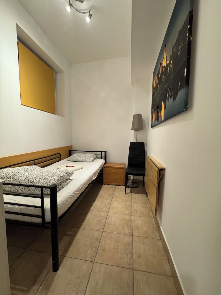 Amber Hostel