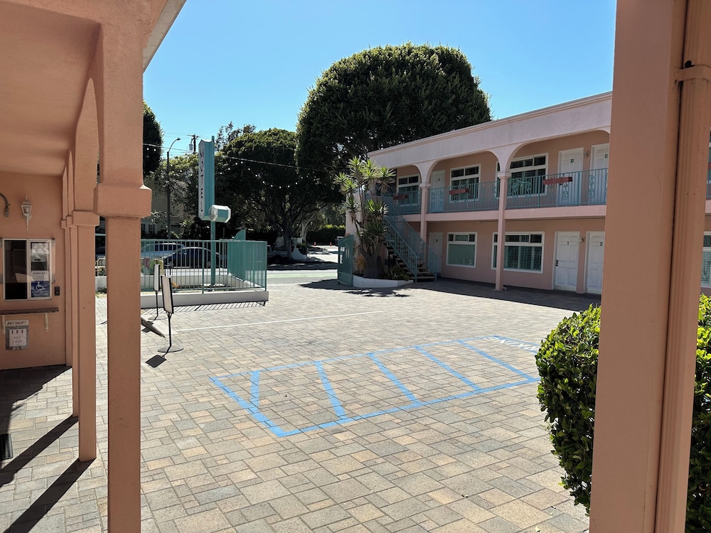 Sea Shore Motel